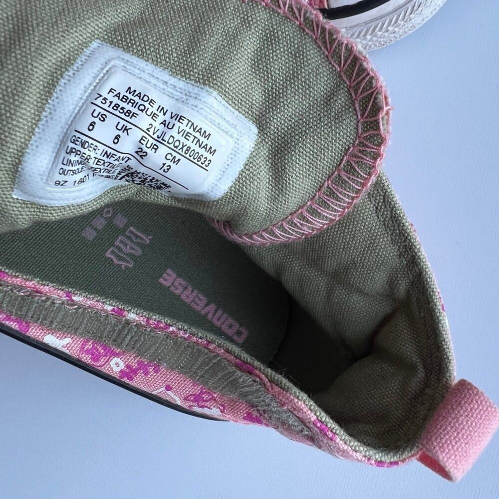 Converse - Picture 6 of 7